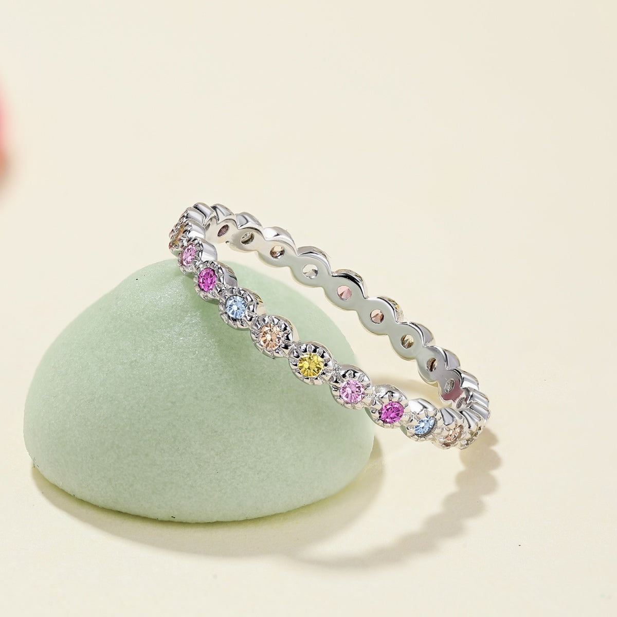 Angela Jewelry]Radiant Sparkling Round Cut Daily Ring