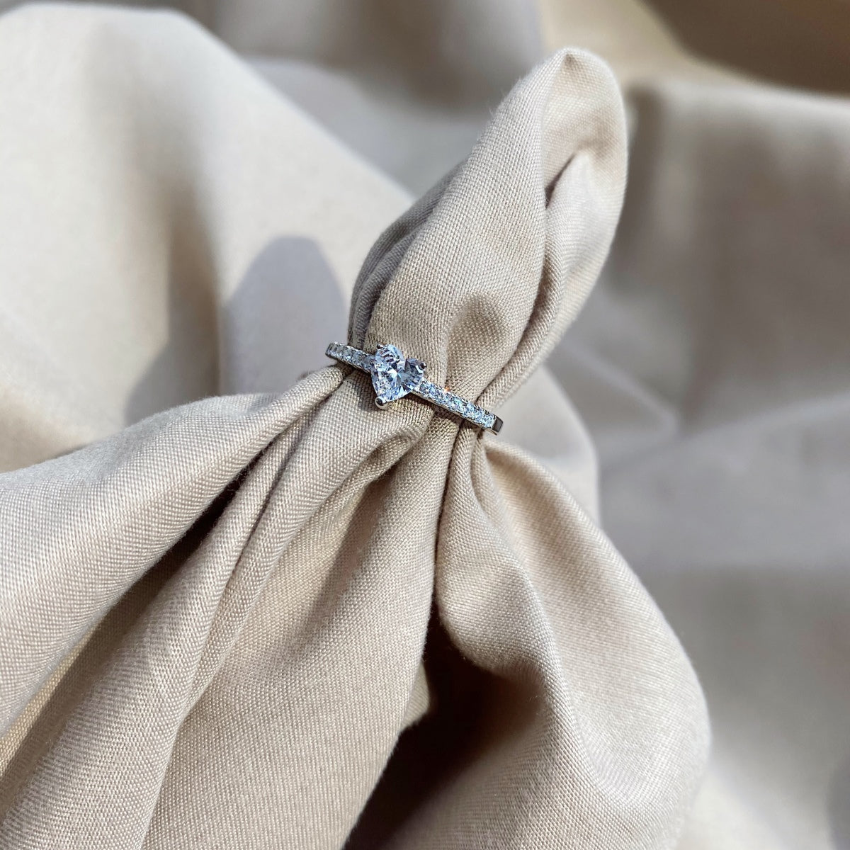 Angela Jewelry]0.5 Carat CaratEternity Charming Heart Shape Lover Ring