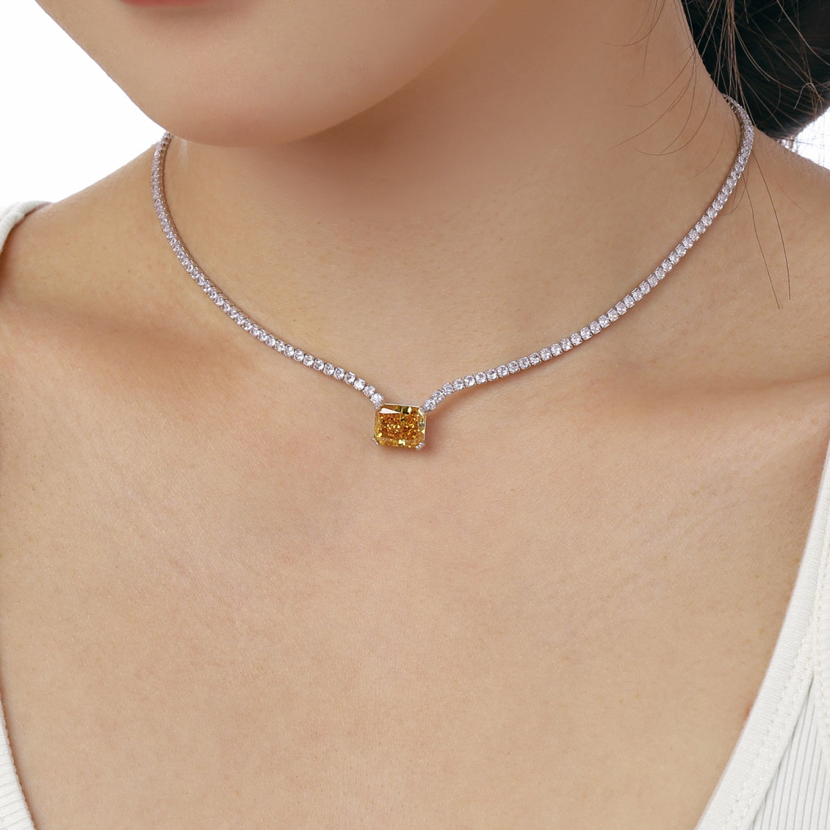 Angela Jewelry]4.0 Carat Elegant Radiant Cut Necklace