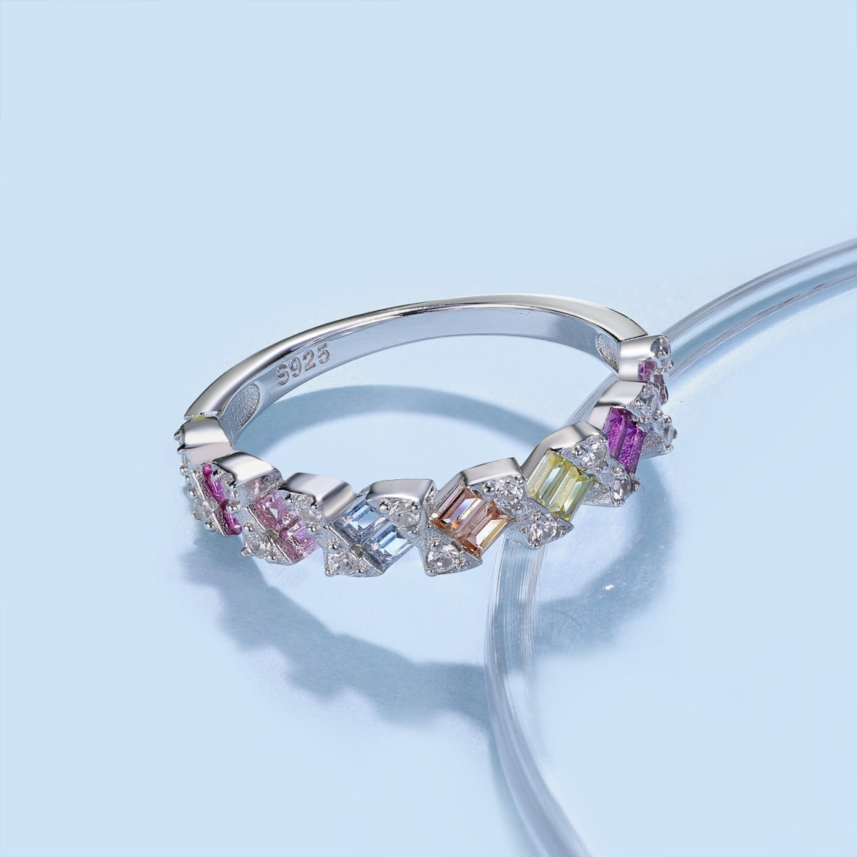 Angela Jewelry]Delicate Vibrant Emerald Cut Daily Ring