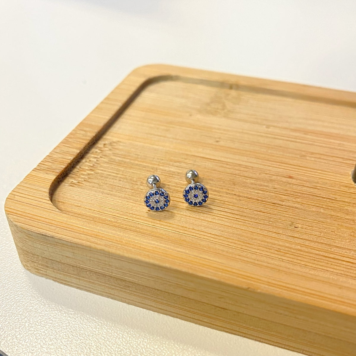 Angela Jewelry]Devil's Eye Ear Bone Nail Earrings