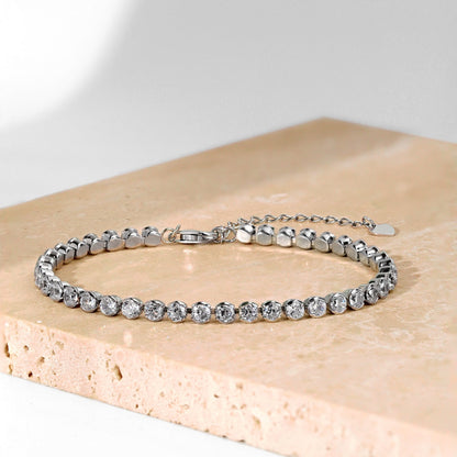 Angela Jewelry]Ornate  Sparkling Round Cut Daily Bracelet