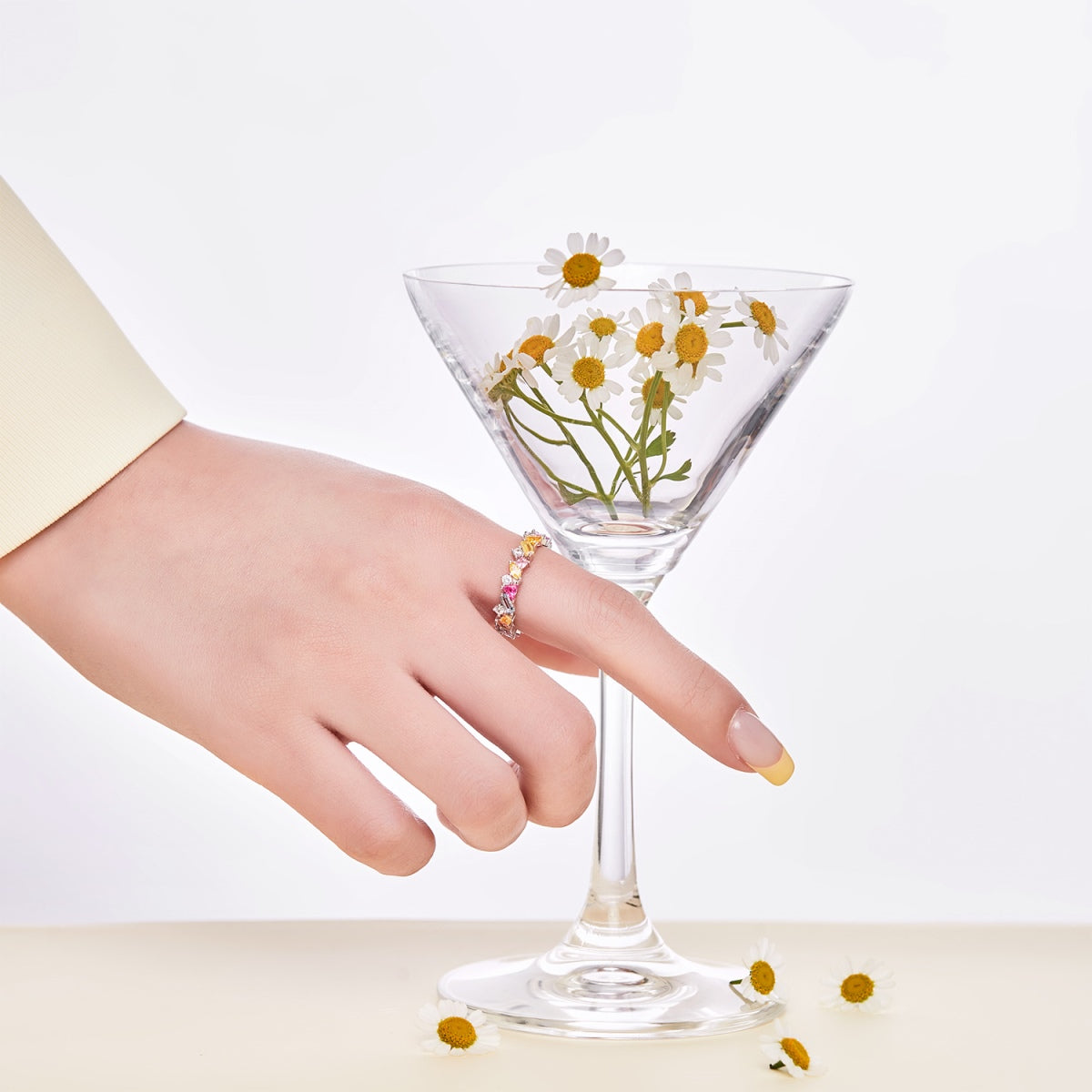 Angela Jewelry]Dazzling Polychromatic Multi cut Daily Ring