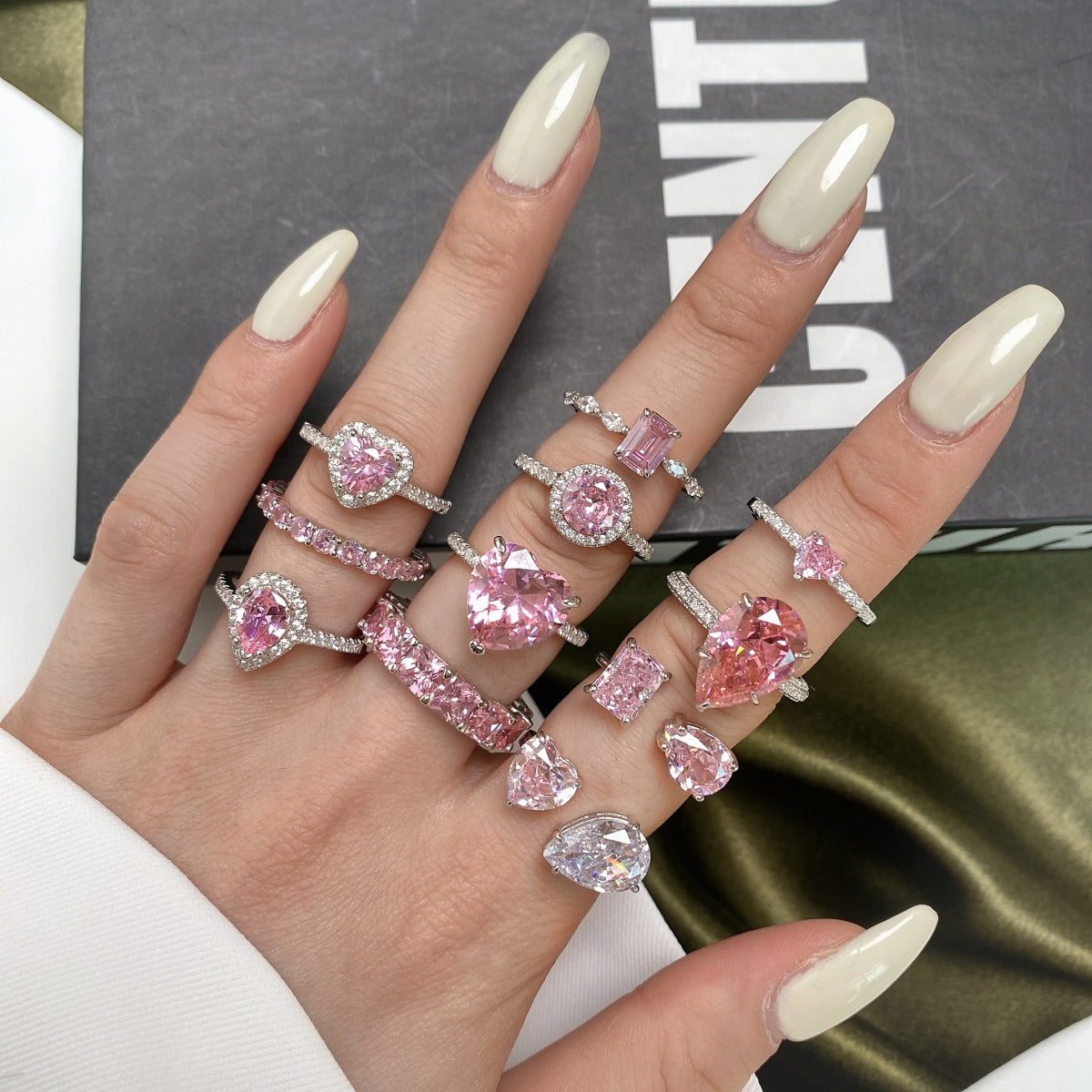 Angela Jewelry]0.5 Carat CaratEternity Charming Heart Shape Lover Ring