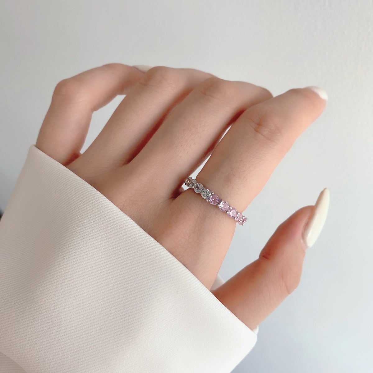 Angela Jewelry]Sparkling Round Cut Tennis Ring