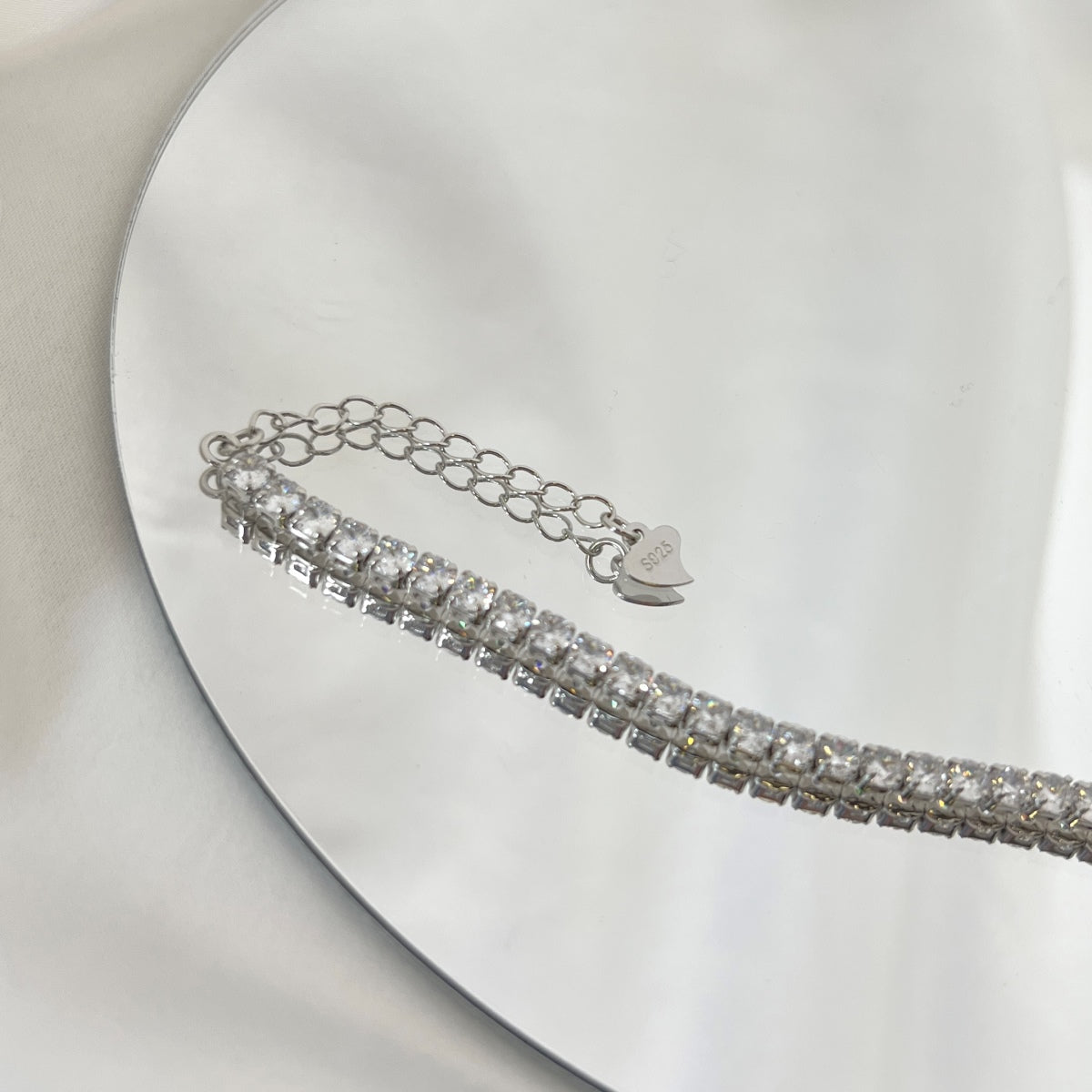 Angela Jewelry]Sparkling Round Cut Daily Bracelet