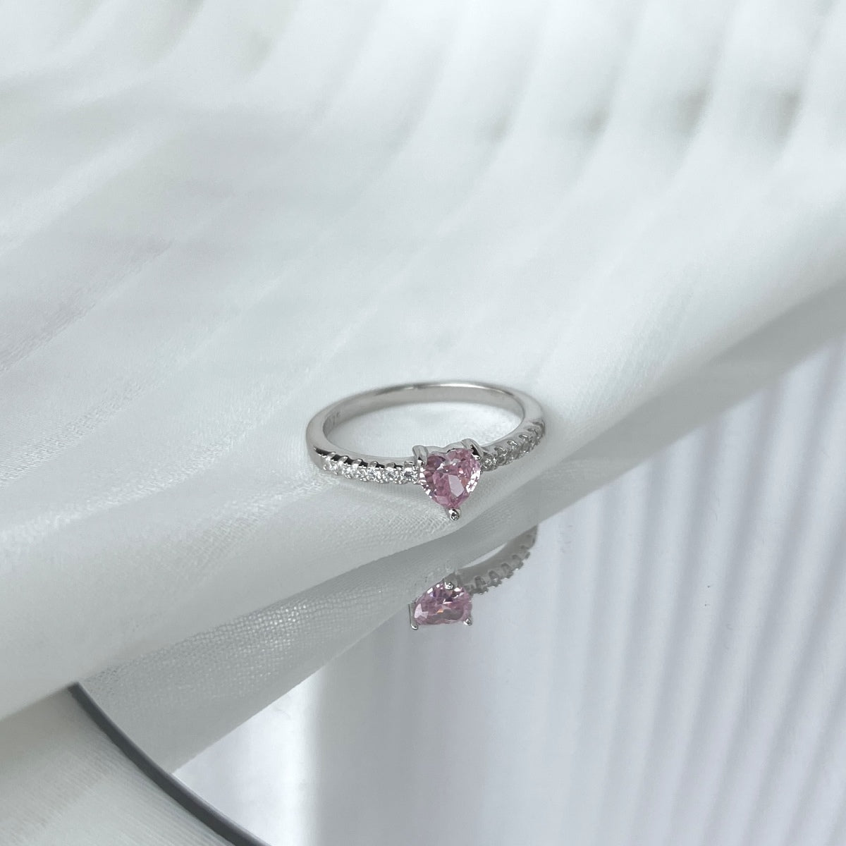 Angela Jewelry]0.5 Carat CaratEternity Charming Heart Shape Lover Ring