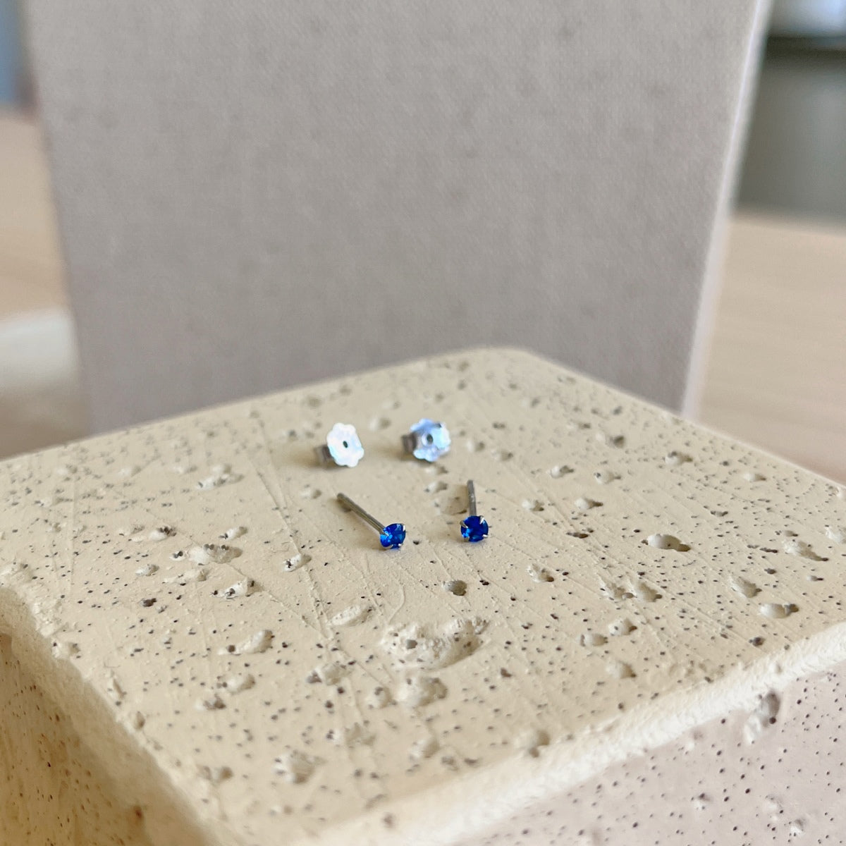 Angela Jewelry]Delicate Solitaire Earrings