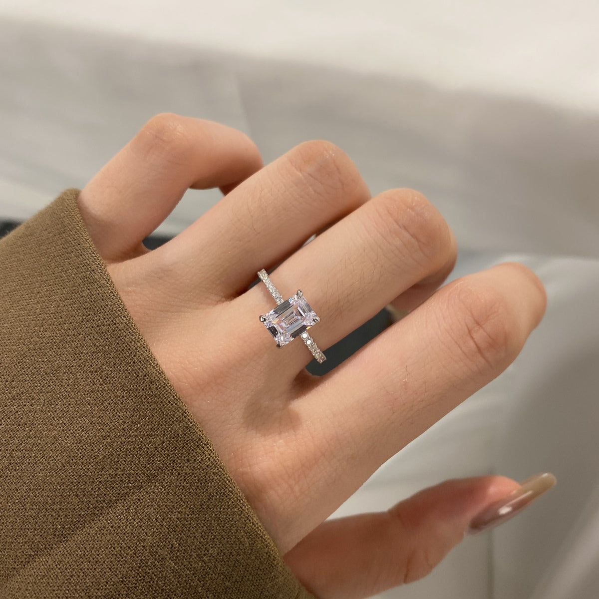 Angela Jewelry]2.0 Carat Scintillating Ornate Radiant Cut Party Ring