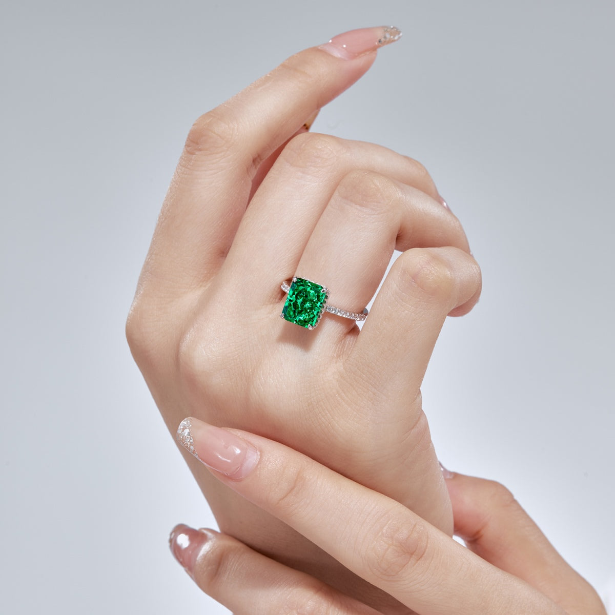 Angela Jewelry]4.0 Carat Luxurious Engagement Ring