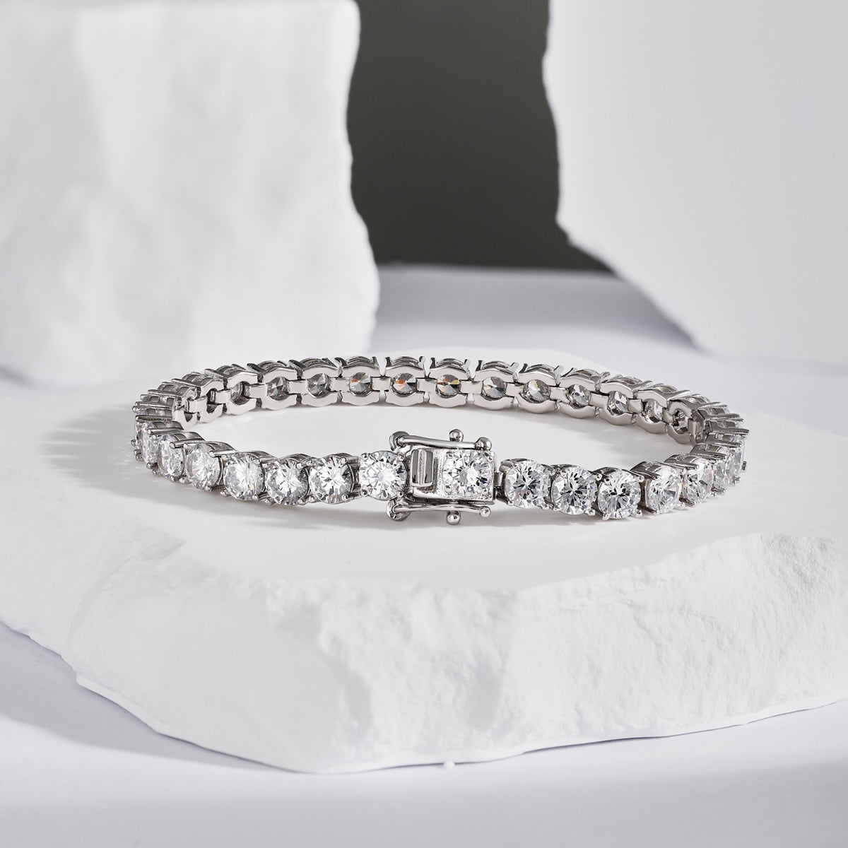 Angela Jewelry]Ornate Sparkling Round Cut Wedding Bracelet