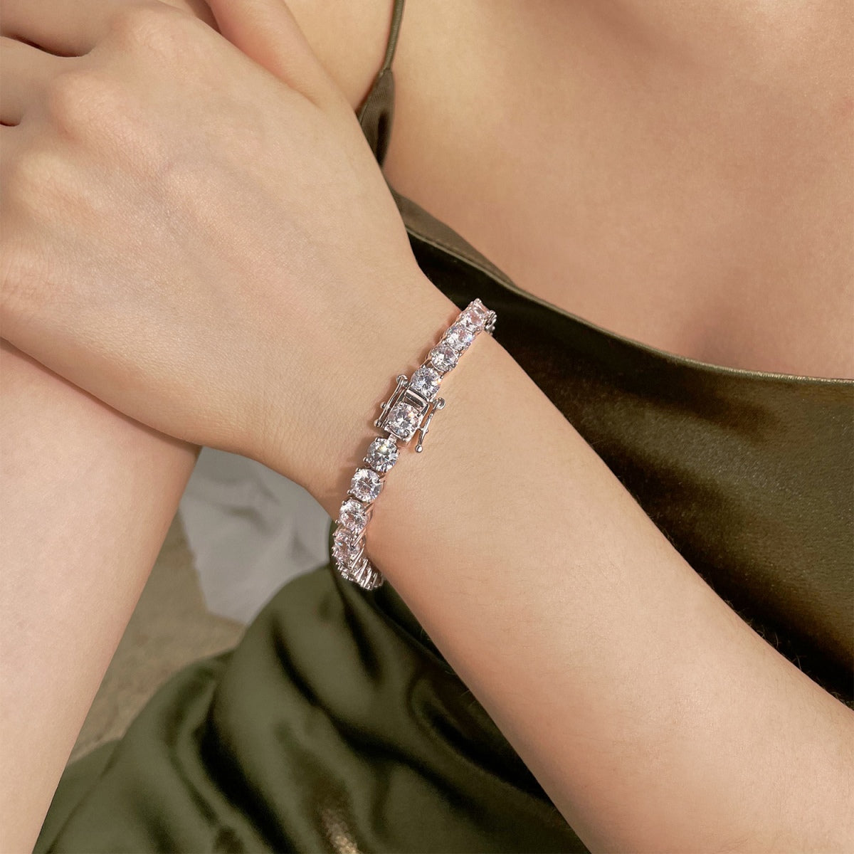 Angela Jewelry]0.75 Carat Dazzling Round Cut Wedding Bracelet