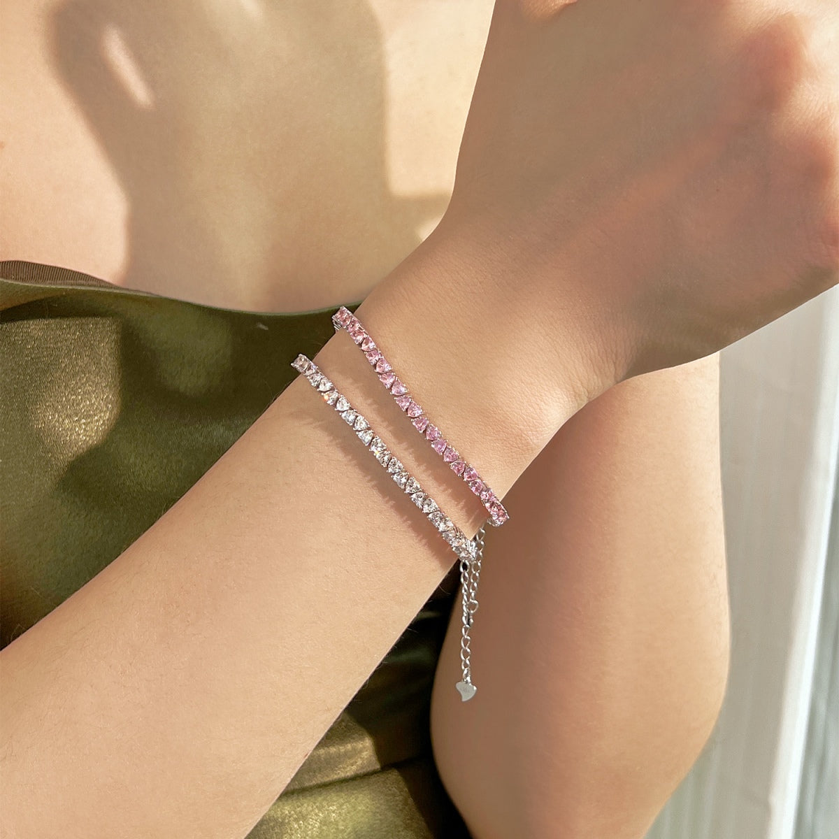 Angela Jewelry]Dazzling Romantic Heart Shape Lover Bracelet