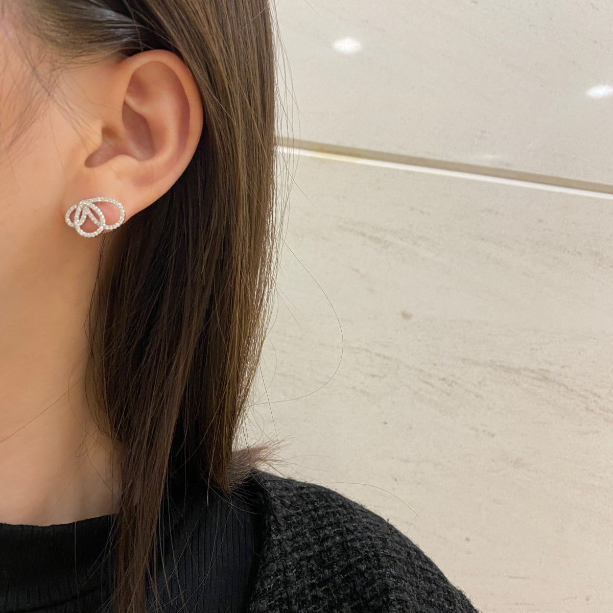 Angela Jewelry]Exquisite Butterfly Shape Earrings