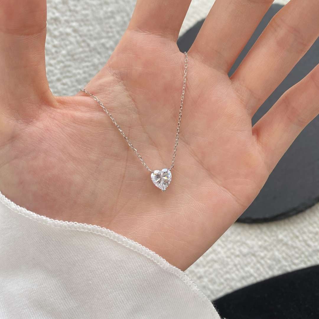 Angela Jewelry]Heart Shape Main Stone Pendant Collarbone Necklace