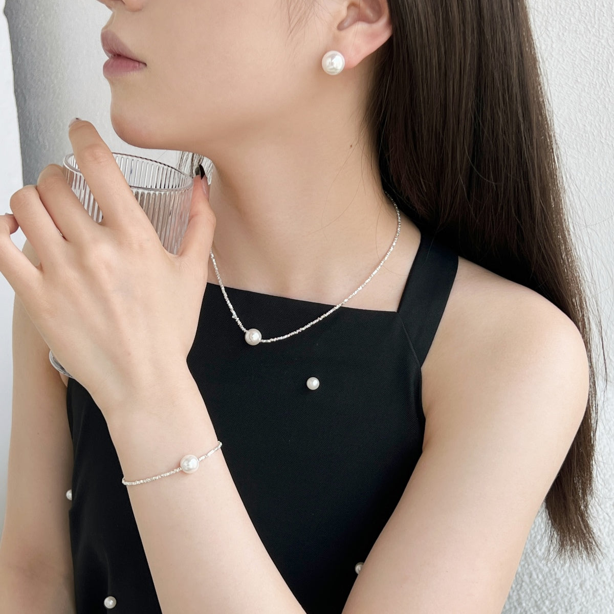 Angela Jewelry]Delicate Pearl Earrings