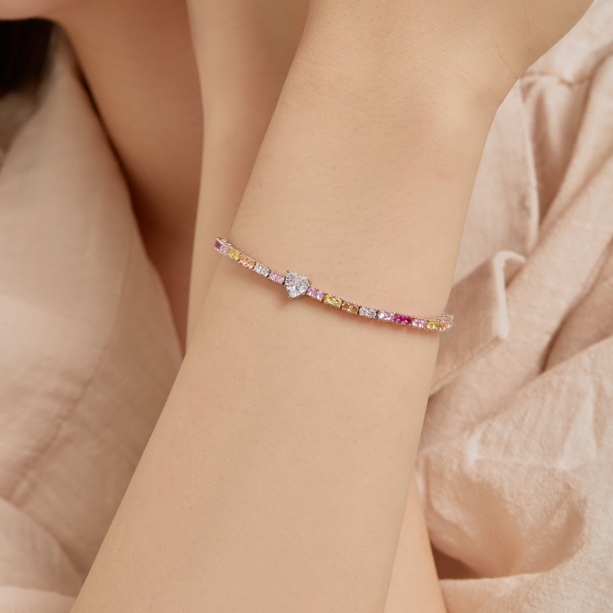 Angela Jewelry]Delicate Romantic Heart Shape Lover Bracelet