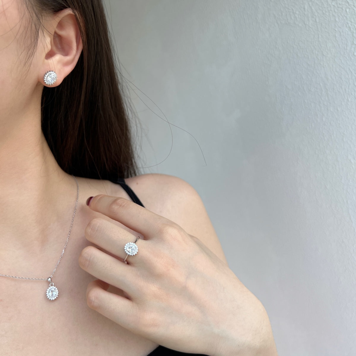 Angela Jewelry]Delicate Radiant Oval Cut Daily Earrings
