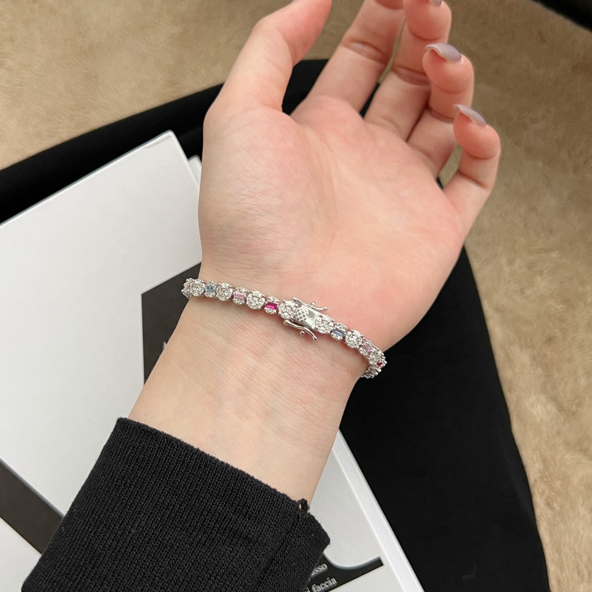 Angela Jewelry]Dazzling Radiant Multi Cut Daily Bracelet