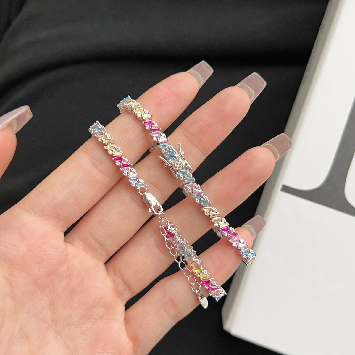 Angela Jewelry]Ornate Sparkling Multi Cut Party Bracelet