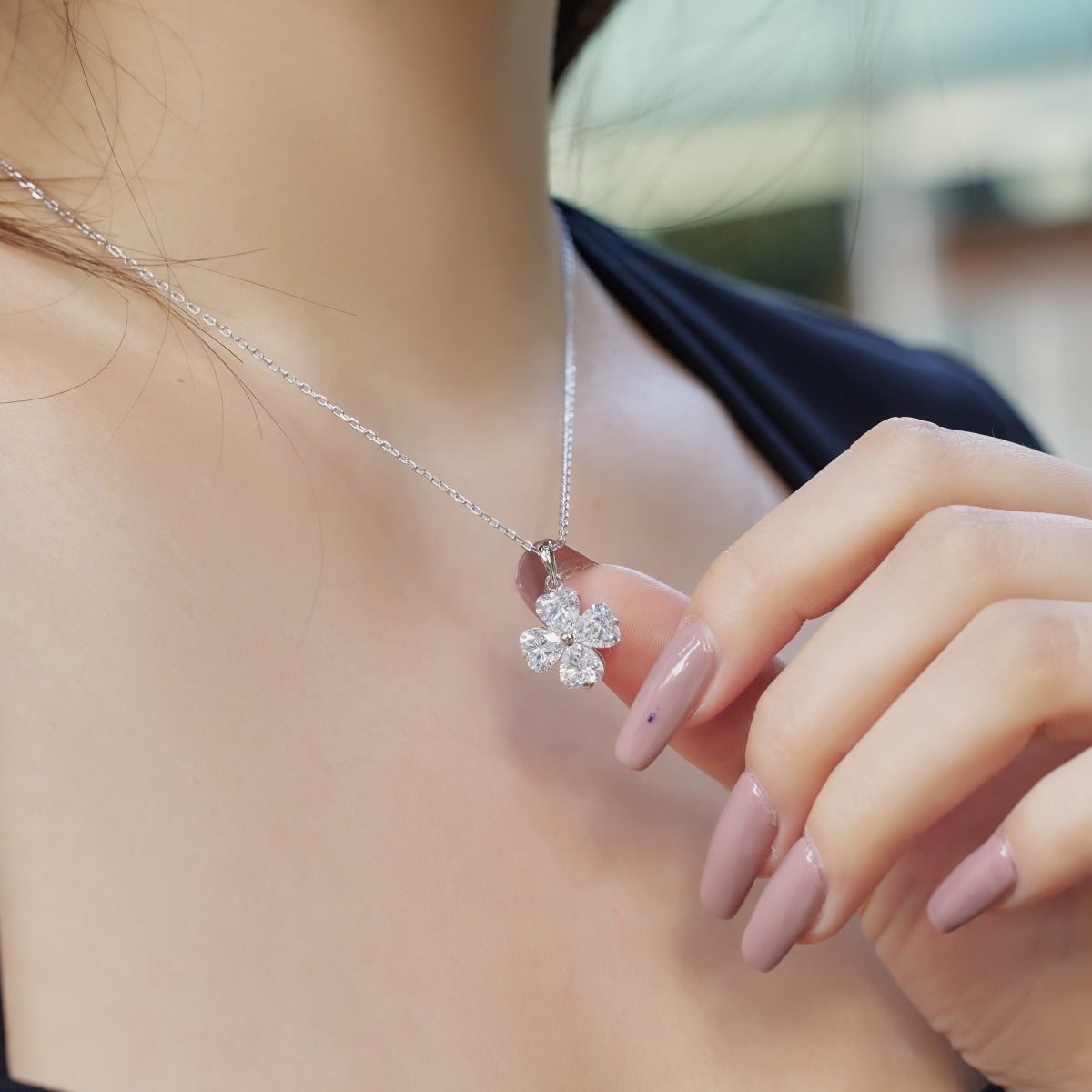 Angela Jewelry]Heart-Shaped Four-Leaf Clover Bead Necklace