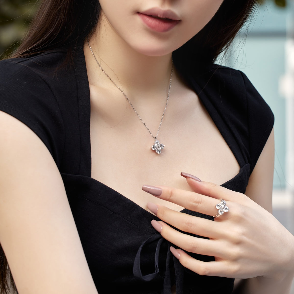Angela Jewelry]Four-Leaf Clover And Eight-Pointed Star Necklace
