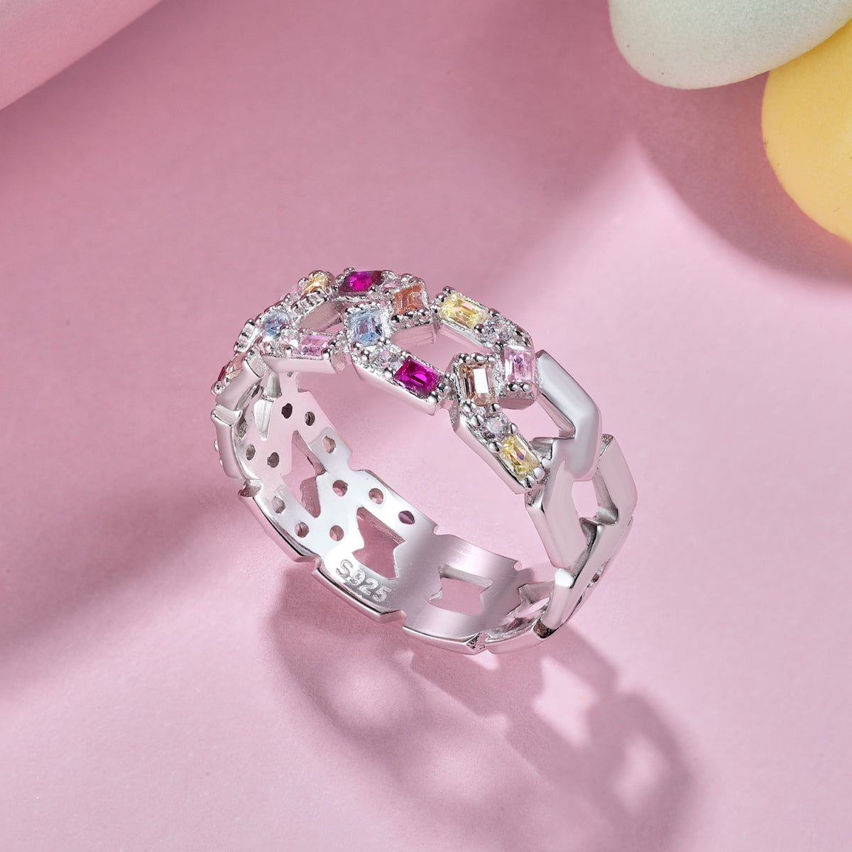 Angela Jewelry]Sparkling Vibrant Emerald Cut Daily Ring