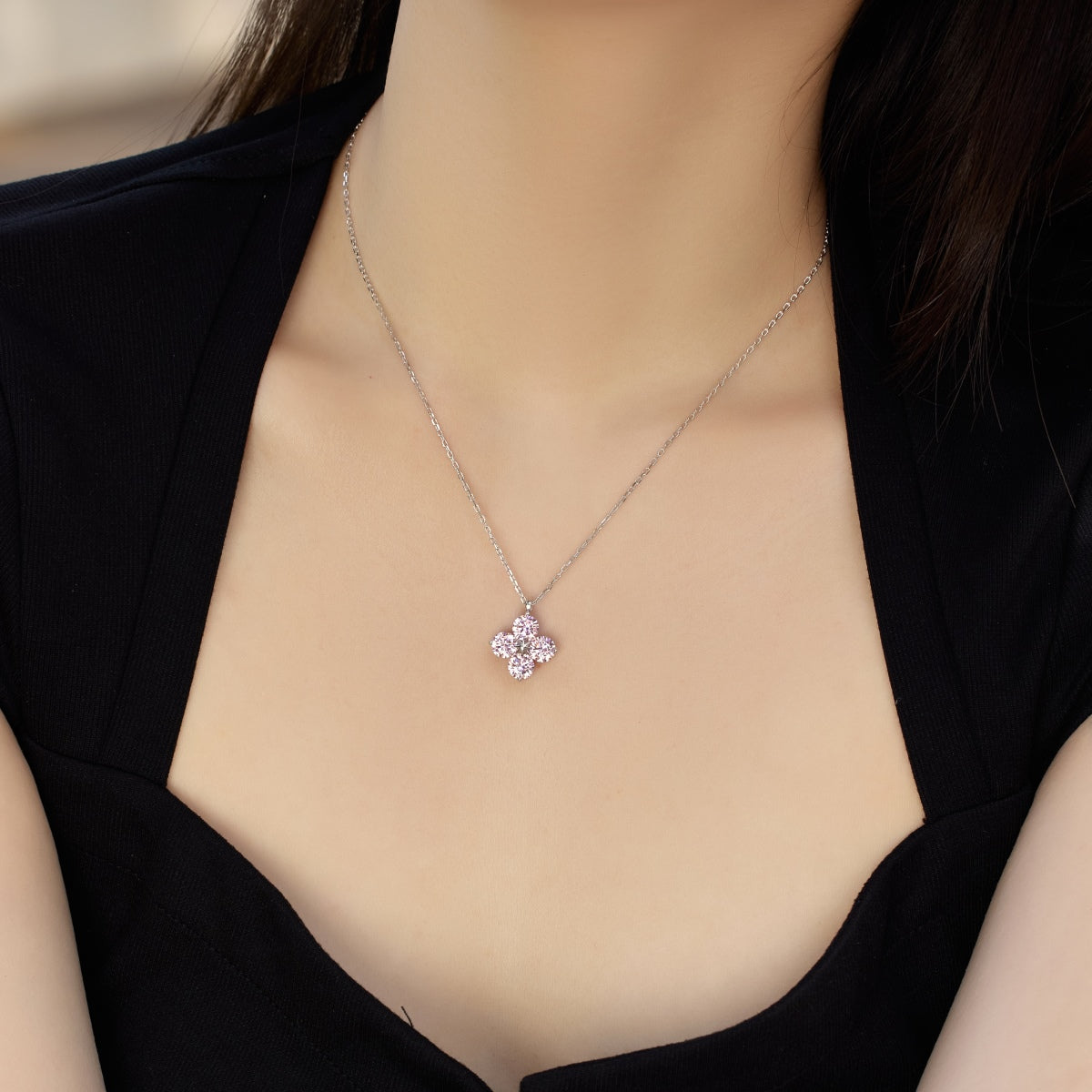 Angela Jewelry]Four-Leaf Clover And Eight-Pointed Star Necklace