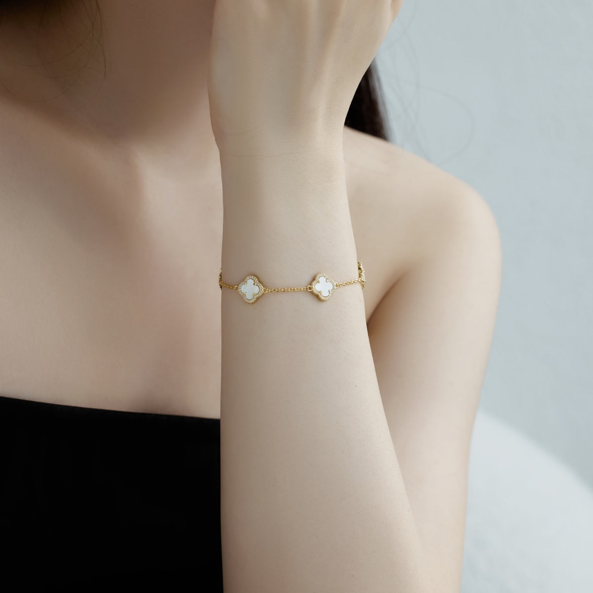Angela Jewelry]Four-Leaf Clover Exquisite Bracelet
