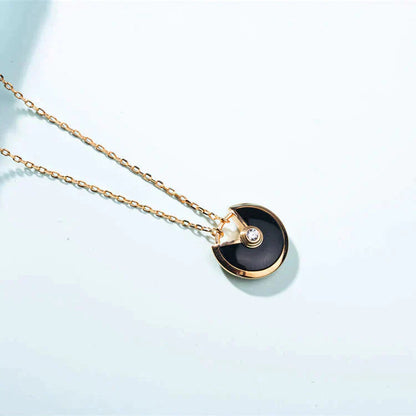 [Angela Jewellery]AMULETTE GOLD CARNELIAN ONYX NECKLACE