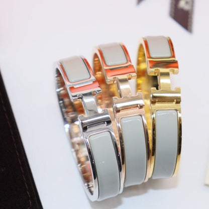 [Angela Jewellery]H LIGHT BLUE BRACELET