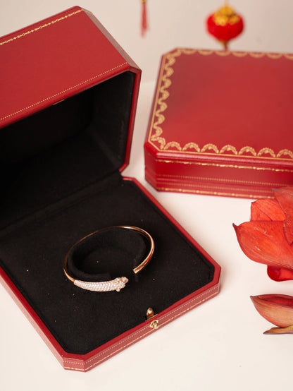[Angela Jewellery]PANTHERE ROSE GOLD DIAMOND OPEN BRACELET