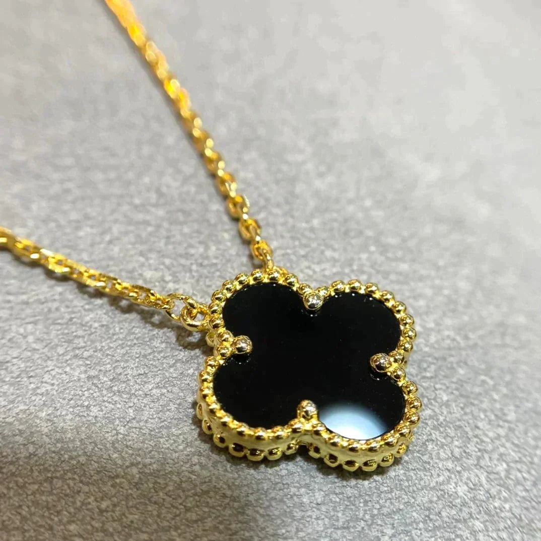 [Angela Jewellery]CLOVER 15MM BLACK ONYX SINGLE FLOWER NECKLACE