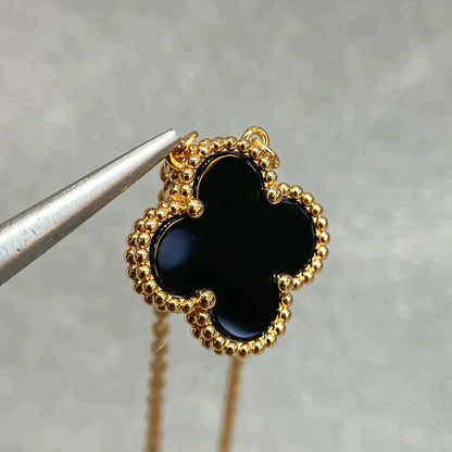 [Angela Jewellery]CLOVER 15MM BLACK ONYX SINGLE FLOWER NECKLACE