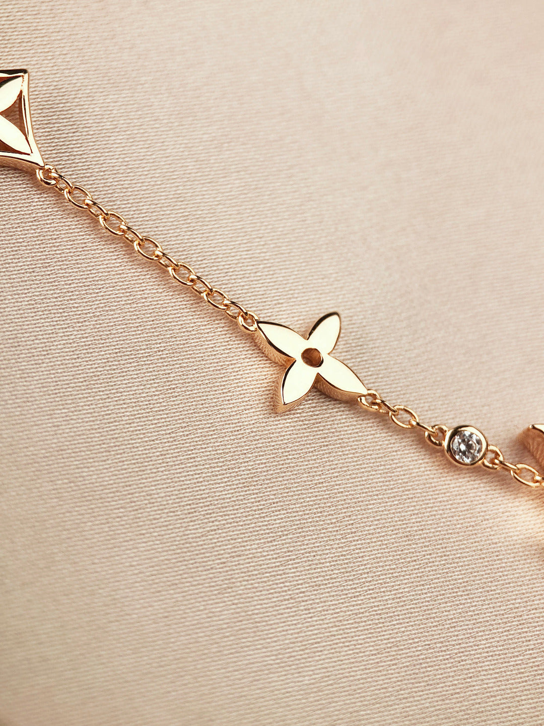 [Angela Jewellery]STAR AND SUN 7 MOTIFS GOLD BRACELET