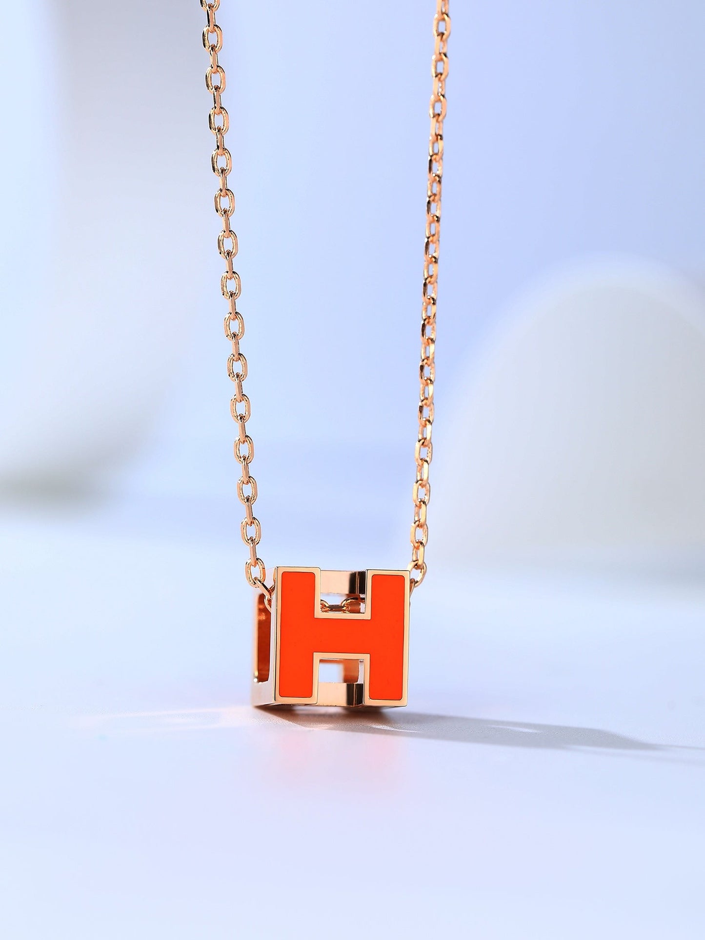 [Angela Jewellery]H CAGE PINK GOLD NECKLACE