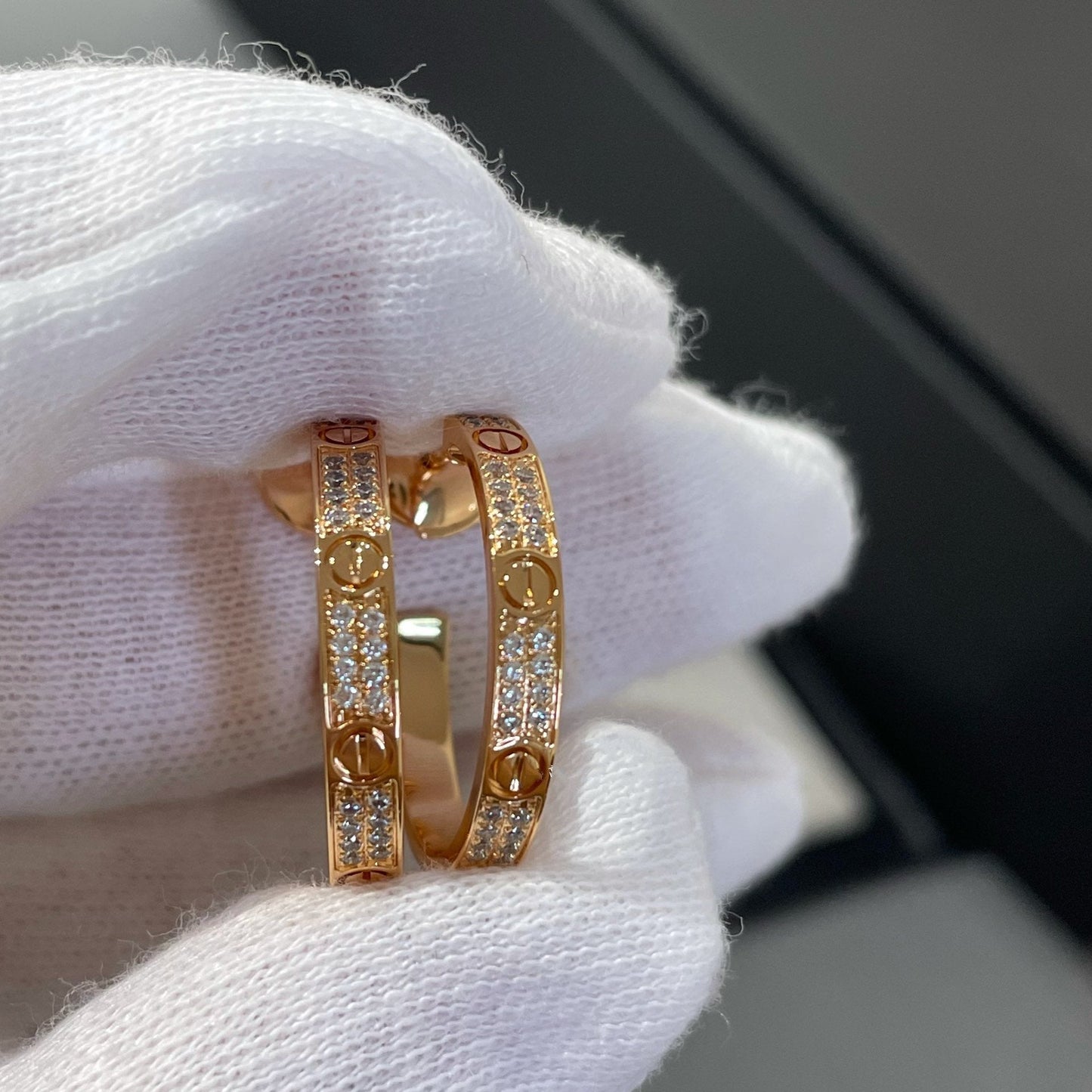 [Angela Jewellery]LOVE DIAMOND PINK GOLD HOOP EARRINGS