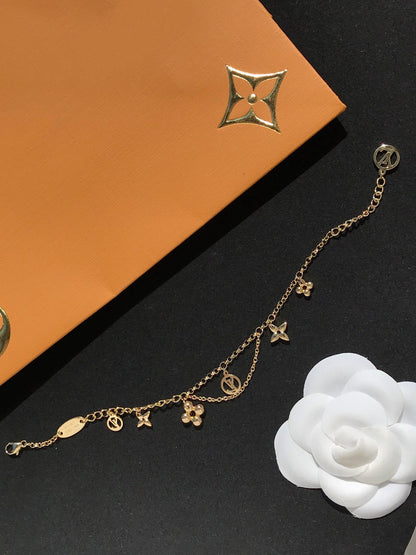 [Angela Jewellery]BLOOMING PINK GOLD MOP BRACELET