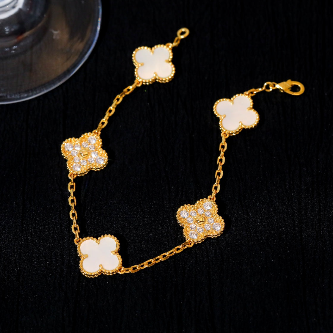 [Angela Jewellery]CLOVER BRACELET 5 MOTIF WHITE MOP DIAMOND