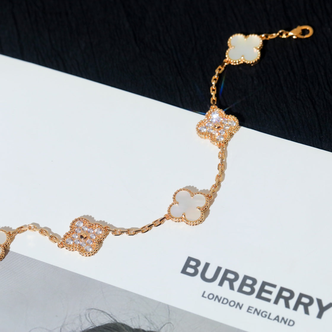 [Angela Jewellery]CLOVER BRACELET 5 MOTIF WHITE MOP DIAMOND