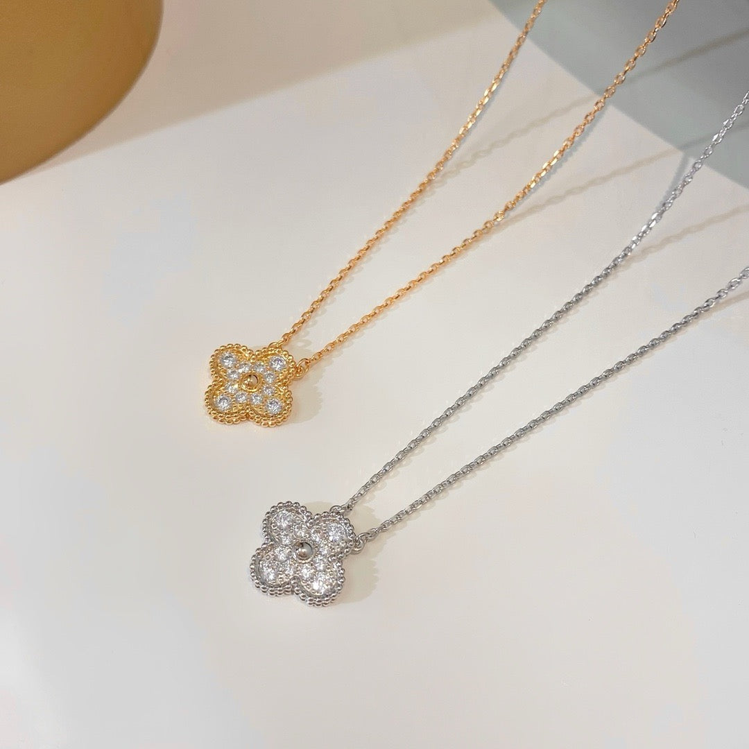 [Angela Jewellery]CLOVER 15MM DIAMOND SINGLE FLOWER NECKLACE