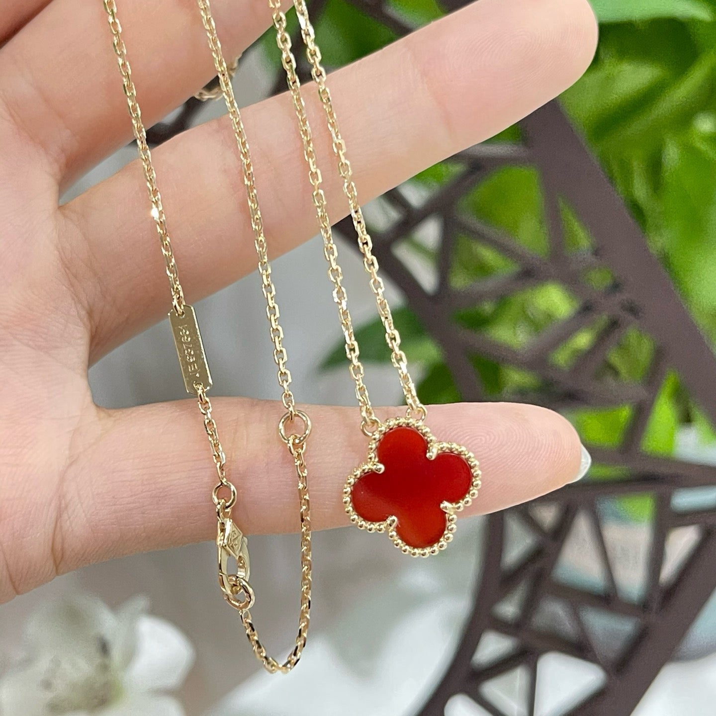 [Angela Jewellery]CLOVER 15MM CARNELIAN SINGLE FLOWER NECKLACE