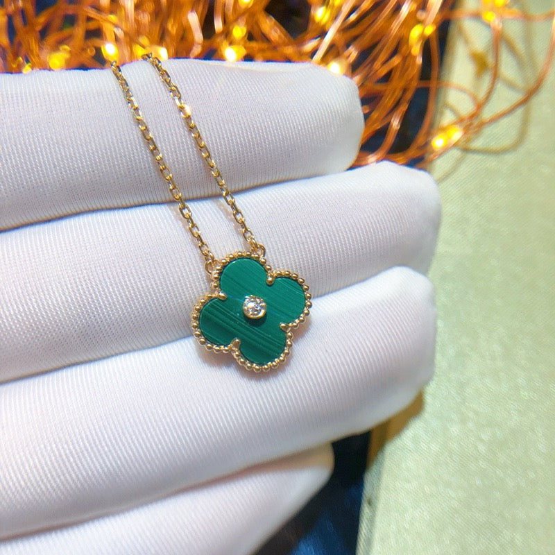 [Angela Jewellery]CLOVER 15MM DIAMOND TURQUOISE NECKLACE