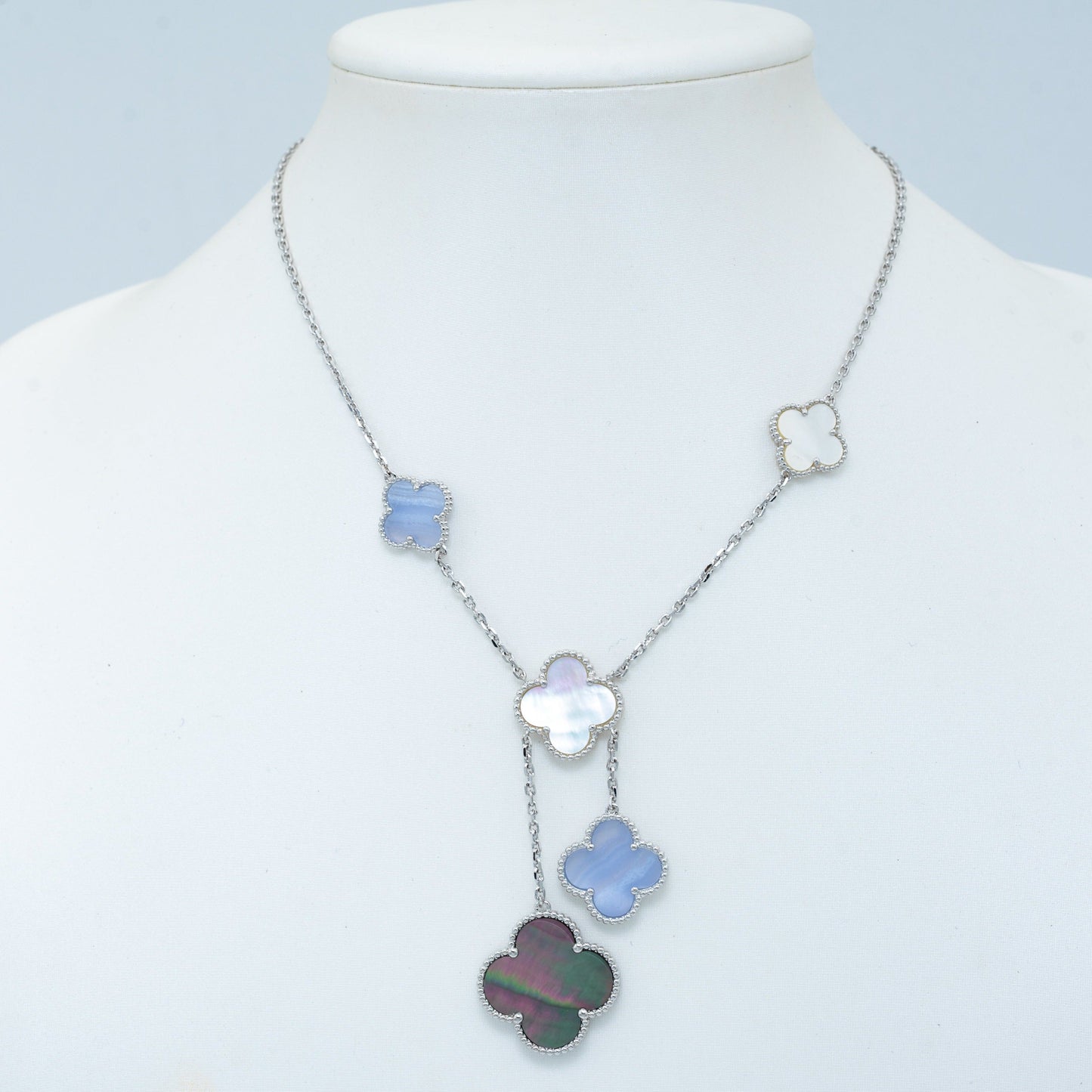 [Angela Jewellery]CLOVER MOP CHALCEDONY NECKLACE SILVER 6 MOTIF