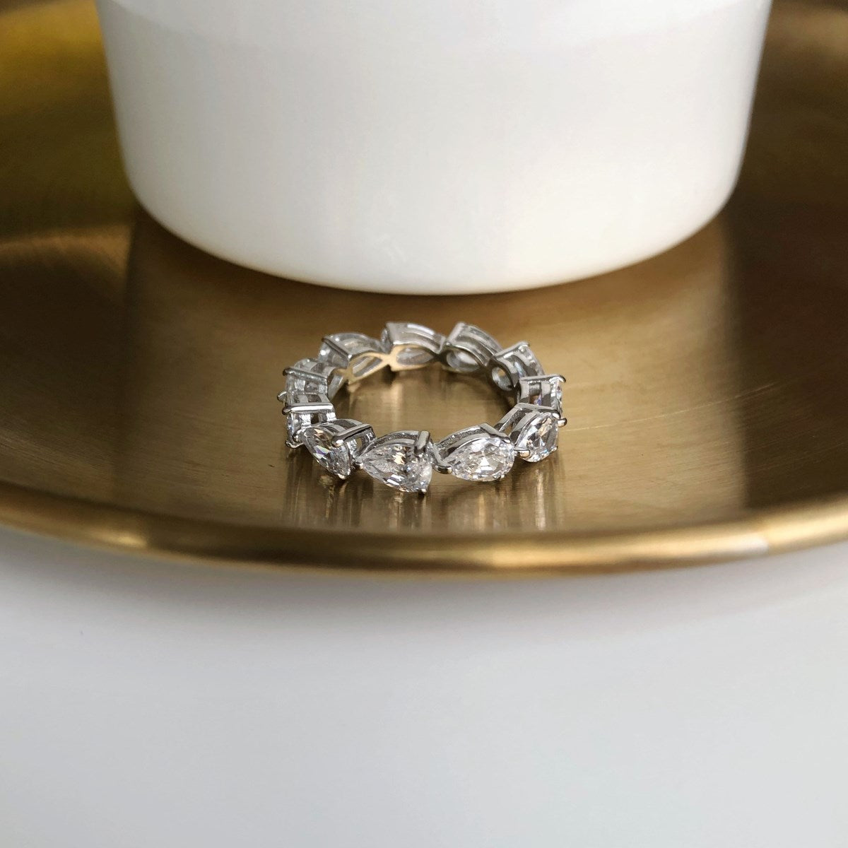 Angela Jewelry]Exquisite Pear Cut Tennis Ring