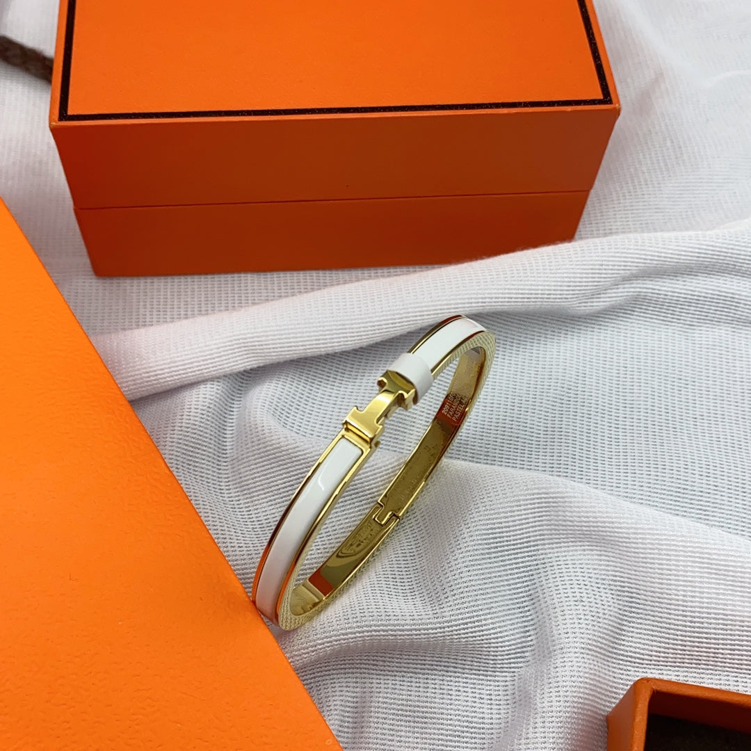 [Angela Jewellery]CLASSIC HM CLIC WHITE 8MM ENAMEL BRACELET