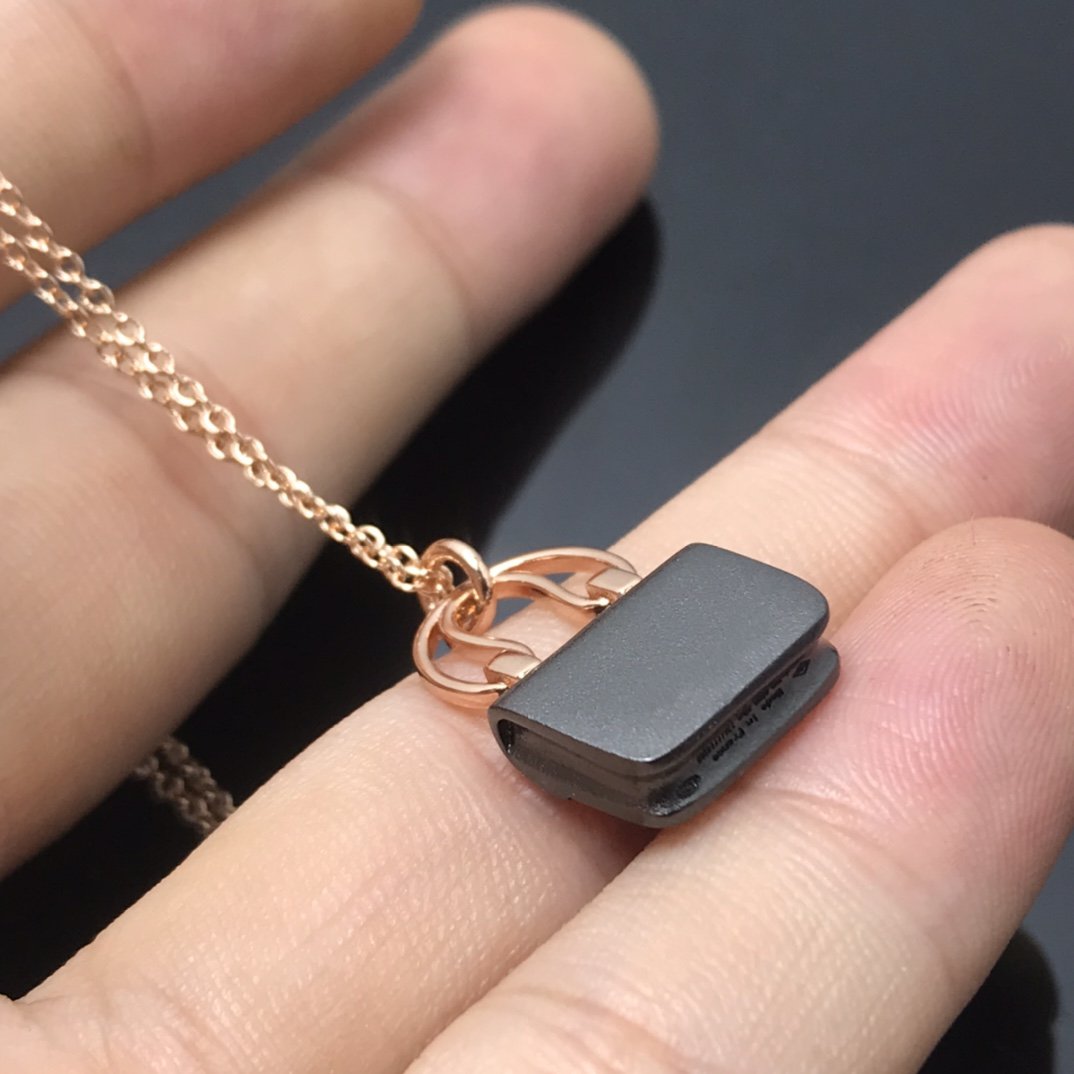 [Angela Jewellery]WOMEN'S HM AMULETTES CONSTANCE PENDANT NECKLACE
