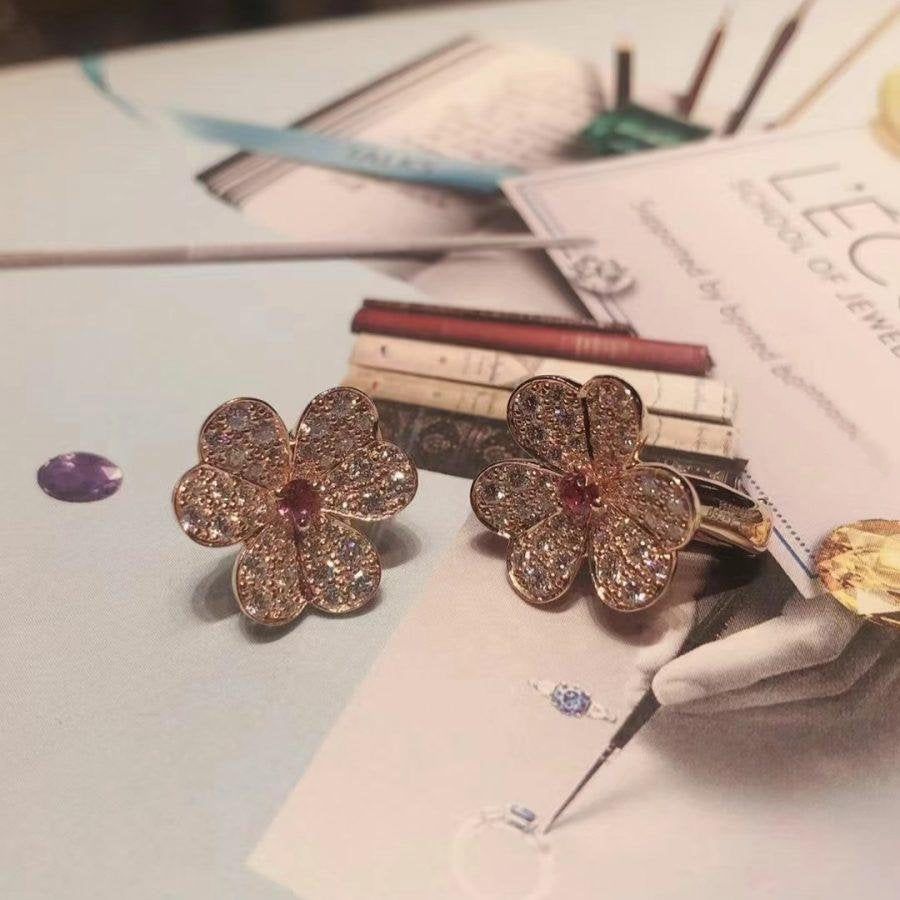[Angela Jewellery]FRIVOLE PINK GOLD FLOWER DIAMOND EARRINGS